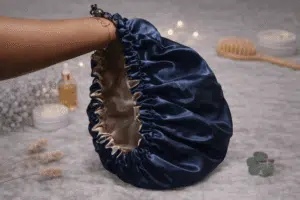 Bonnet de nuit Maeva Queen bleu nuit
