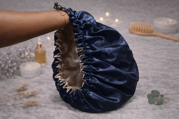 Bonnet de nuit Maeva Queen bleu nuit